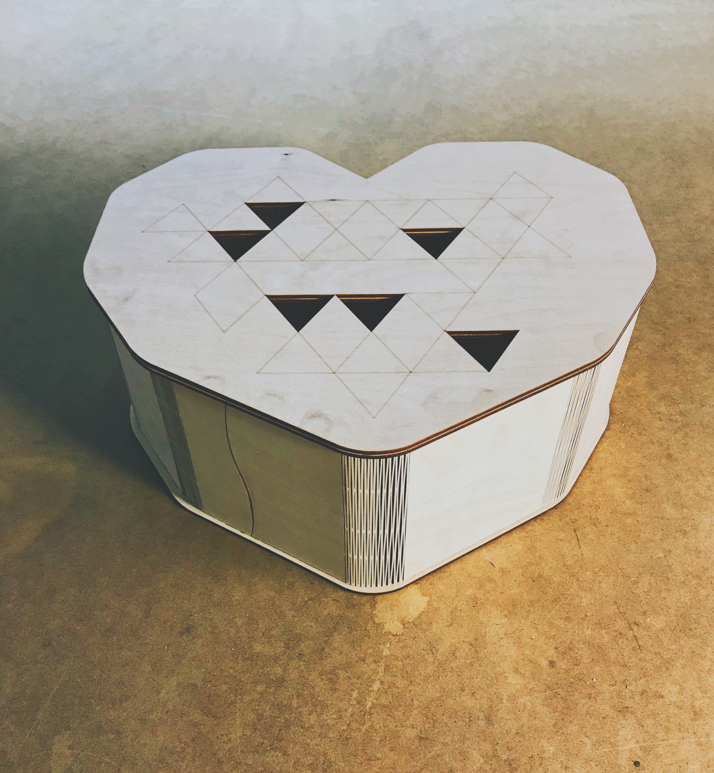 Коробка сердце 40*35*15